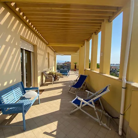 Spazioso Attico Vista Mare - Aia De Ma 12 ألبينغا