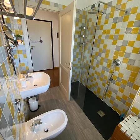 Spazioso Attico Vista Mare - Aia De Ma 12 * ألبينغا