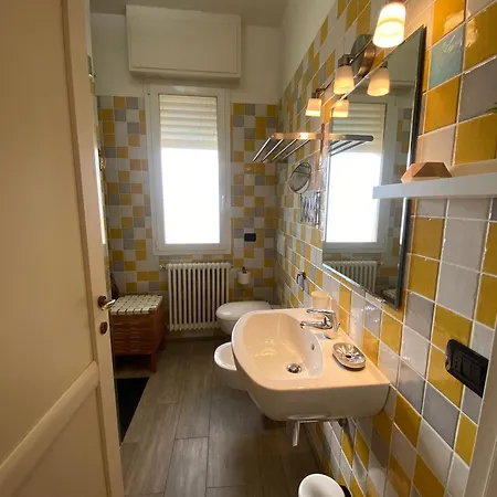 Spazioso Attico Vista Mare - Aia De Ma 12 ألبينغا